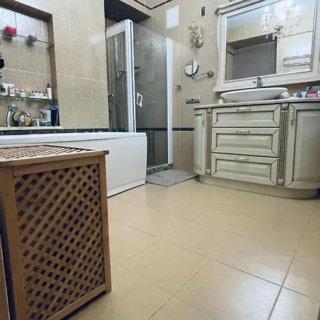 Luxury Design In The Center Of Апартаменты Киев