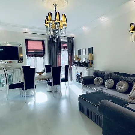 Apartment Luxury Design In The Center Of Kyiv