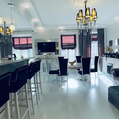 Apartment Luxury Design In The Center Of