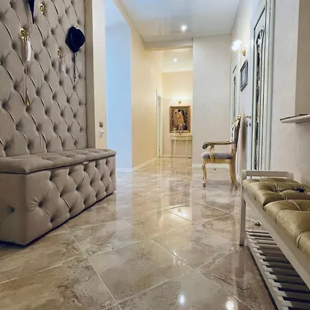 Luxury Design In The Center Of Apartment Kyiv